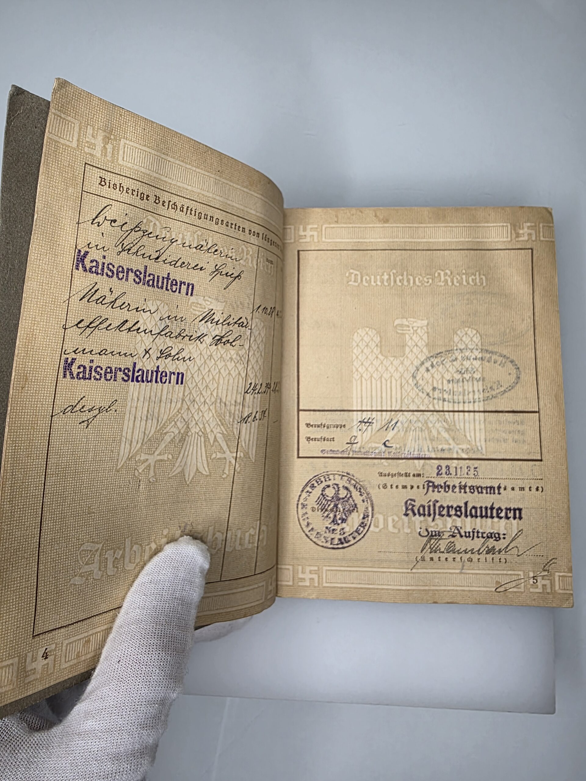 Maria Klein German Arbeitsbuch, Kaiserslautern 1935 with Pfaff Factory Entries - Image 2