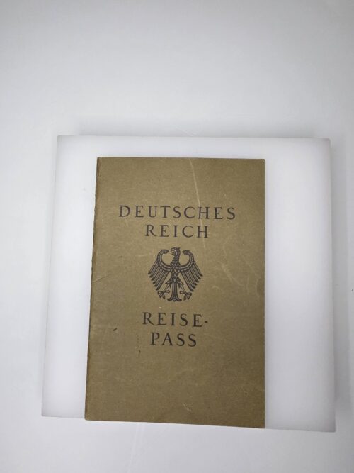 Reich passport