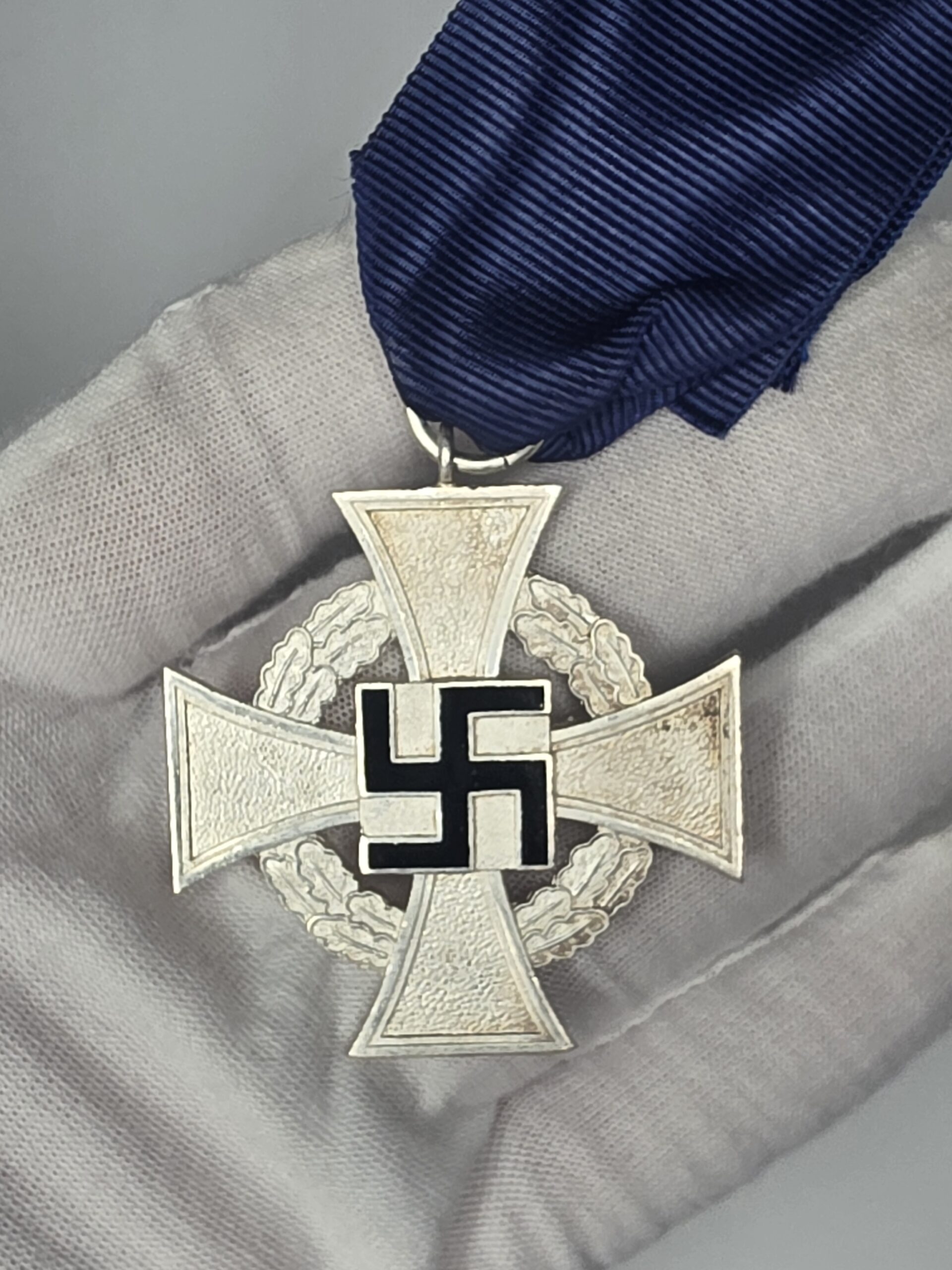 German 25 year Faithful Service Cross silver finish and enamel detail