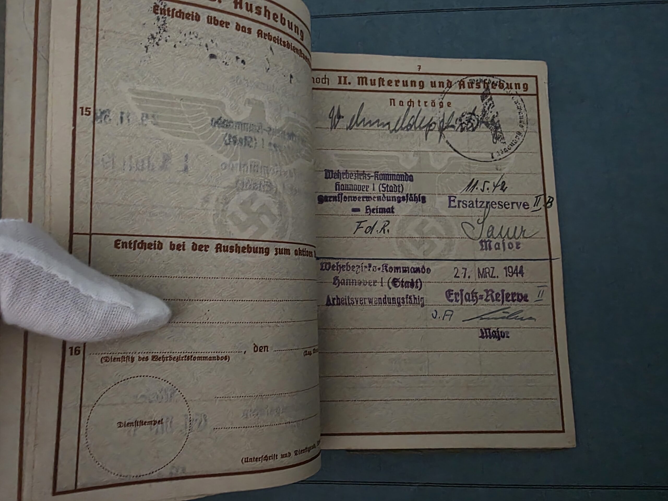 WWII German Wehrpass – Willi Geller, Hannover 1938–44 - Image 3