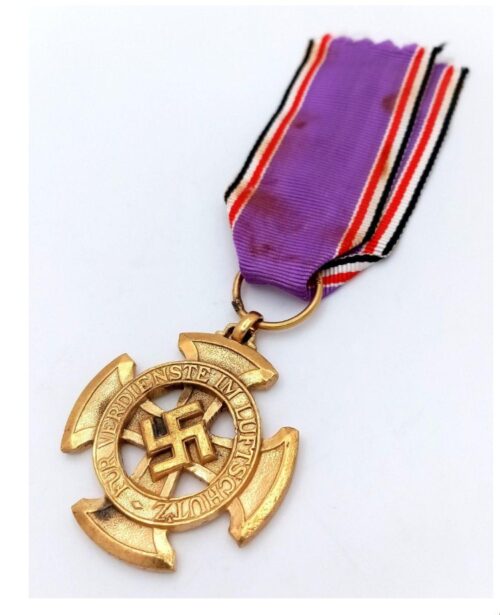 Original Luftschutz Ehrenzeichen 1st Class 1938