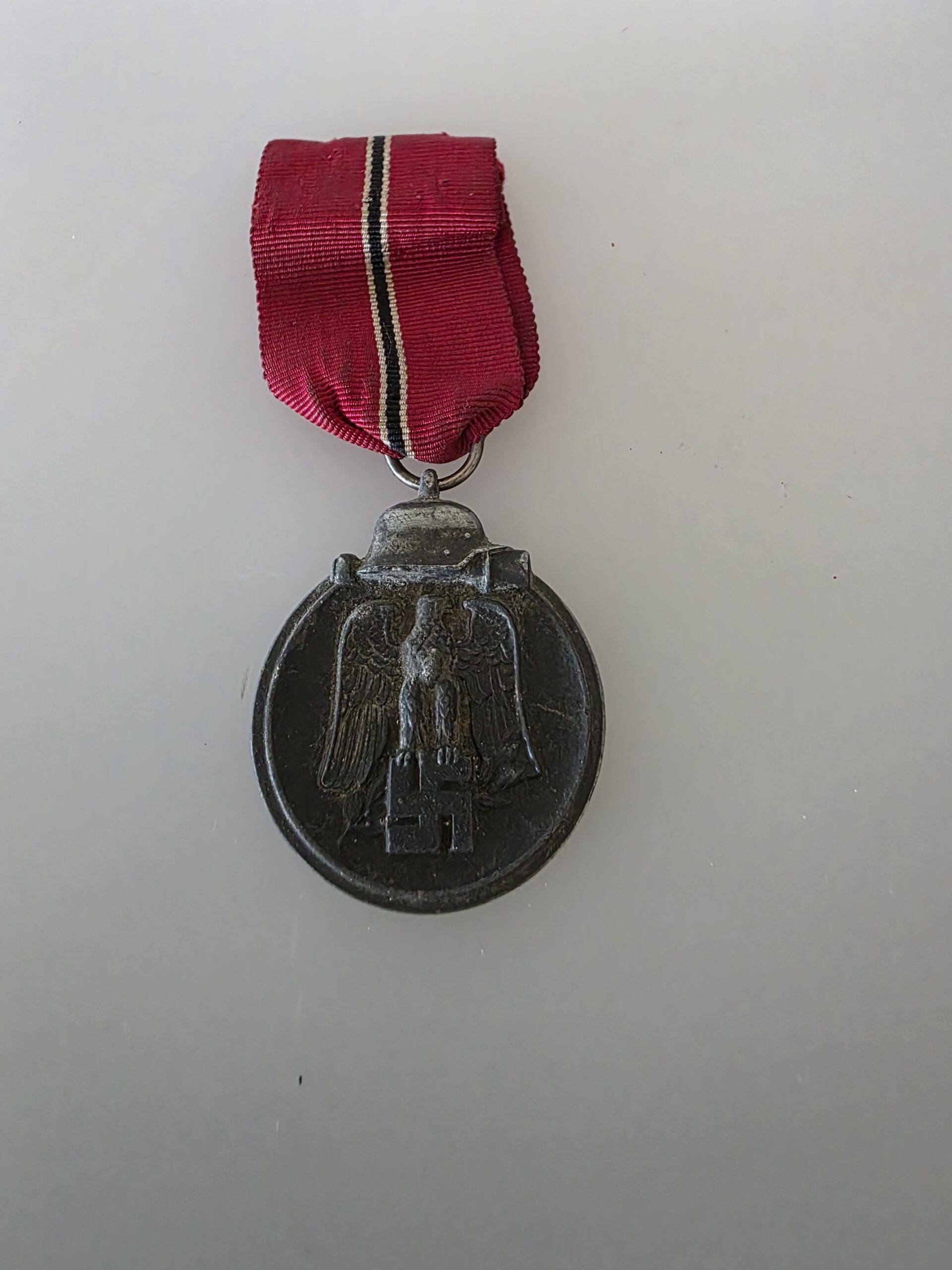 Original WWII German Eastern Front Medal 1941/42 – Ostmedaille - Image 3