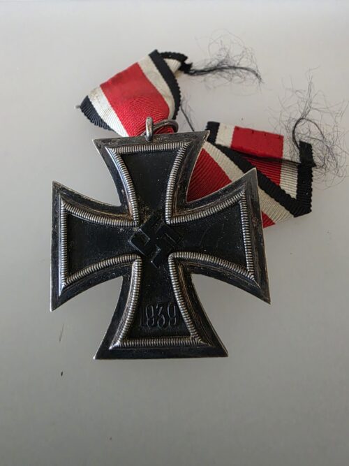WWII German Iron Cross 2nd Class 1939 with ribbon