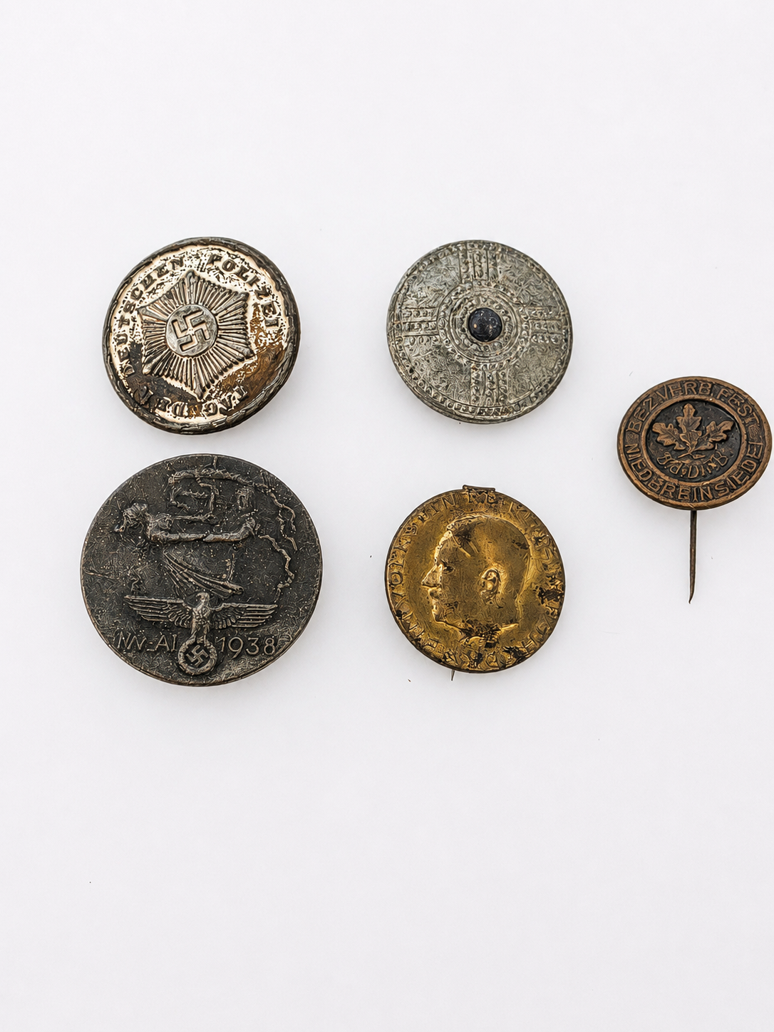 Original Third Reich German Badge Lot front – Hitler and 1 Mai 1938