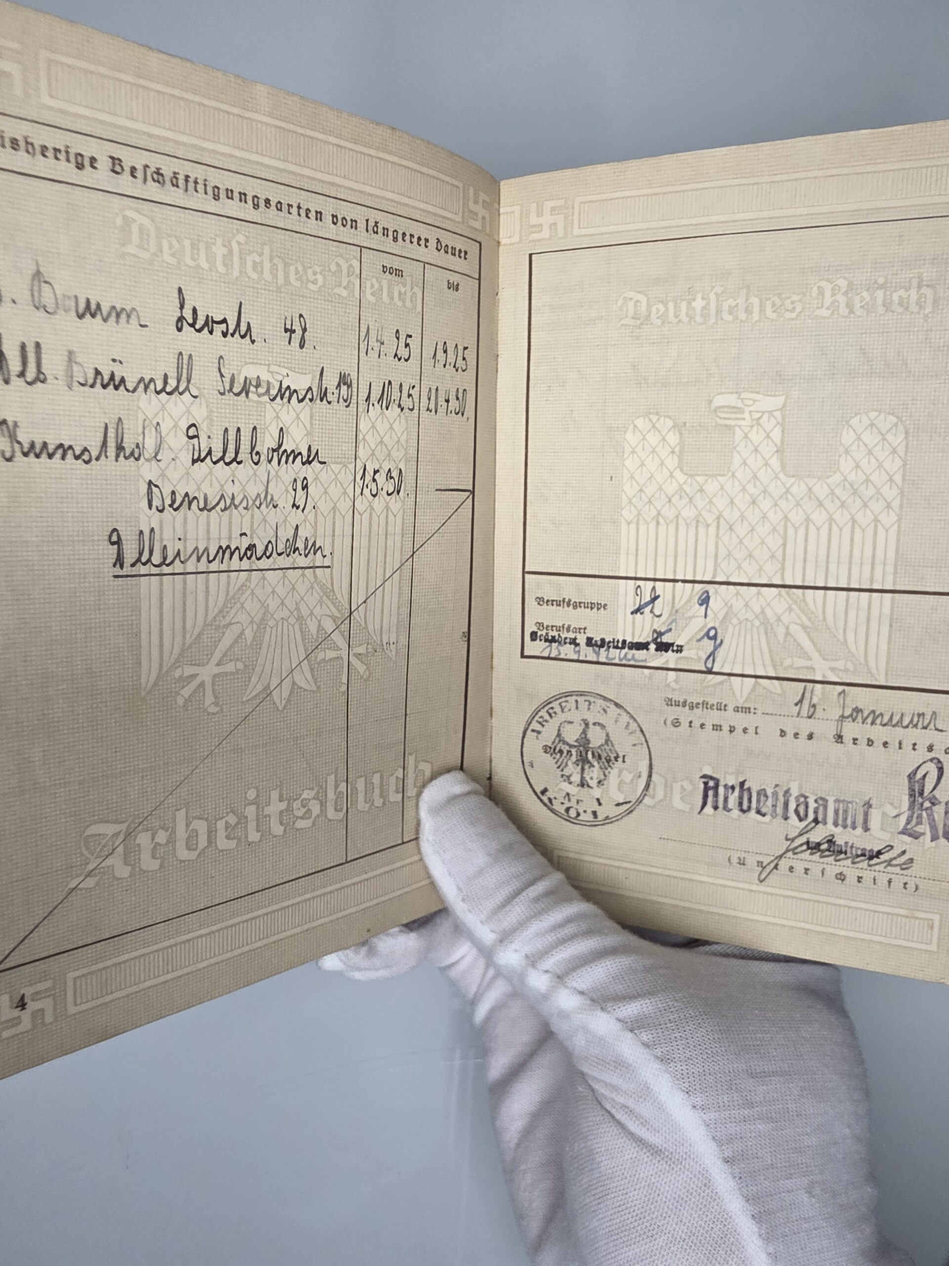 Third Reich Arbeitsbuch original German worker employment book